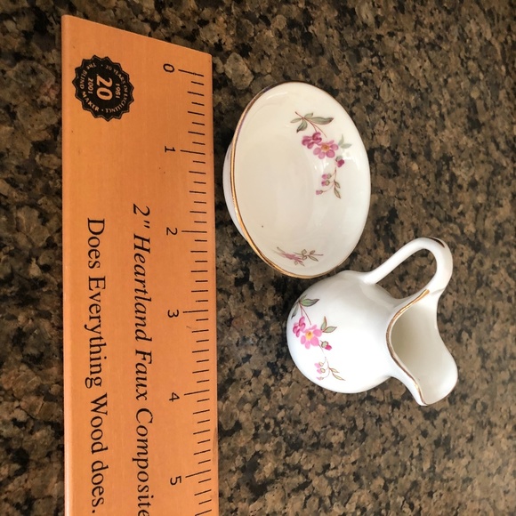 Brinns Bone china Taiwan tiny Jar and bowl - Picture 3 of 8